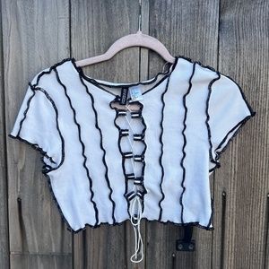 Black and White Striped Front Laced Crop Top Size Small